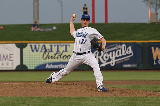 Free Agent Signing: Josh Staumont