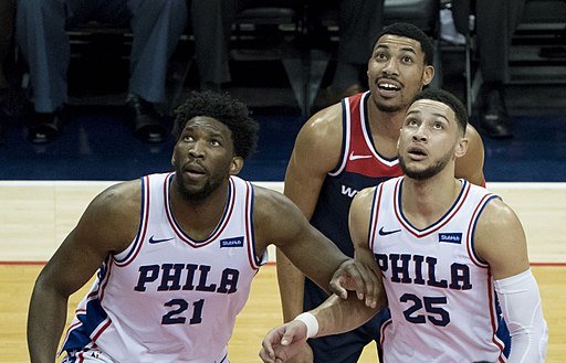 Joel Embiid Suffers Knee Injury